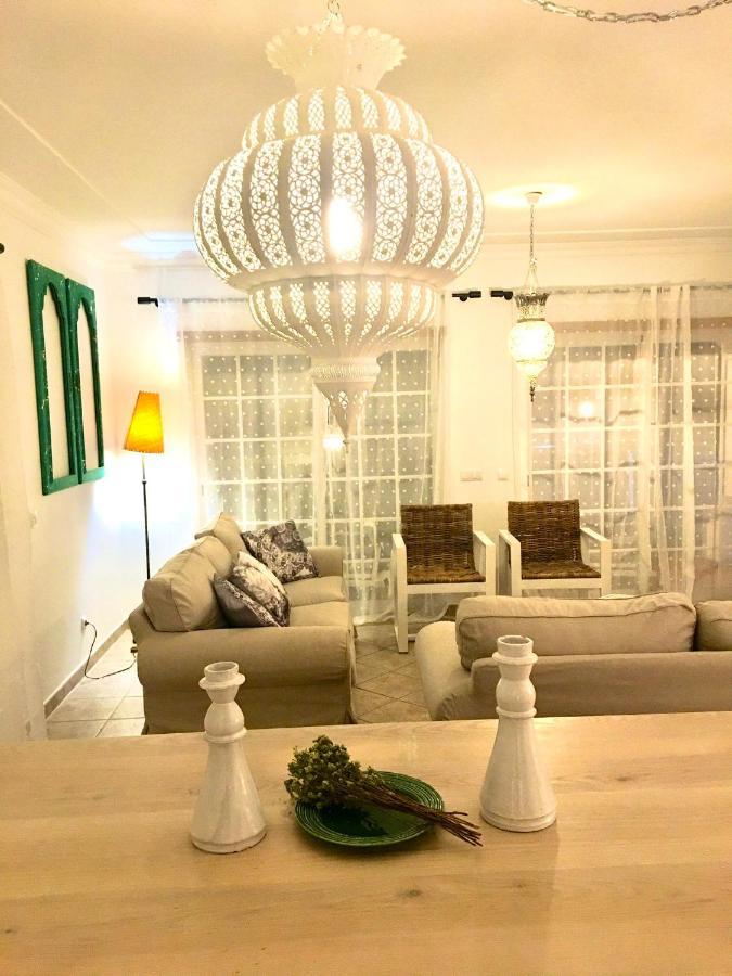 Villa Med - Private Pool, Garden, Sun All Day, Stunning Views อัลบูเฟรา ภายนอก รูปภาพ